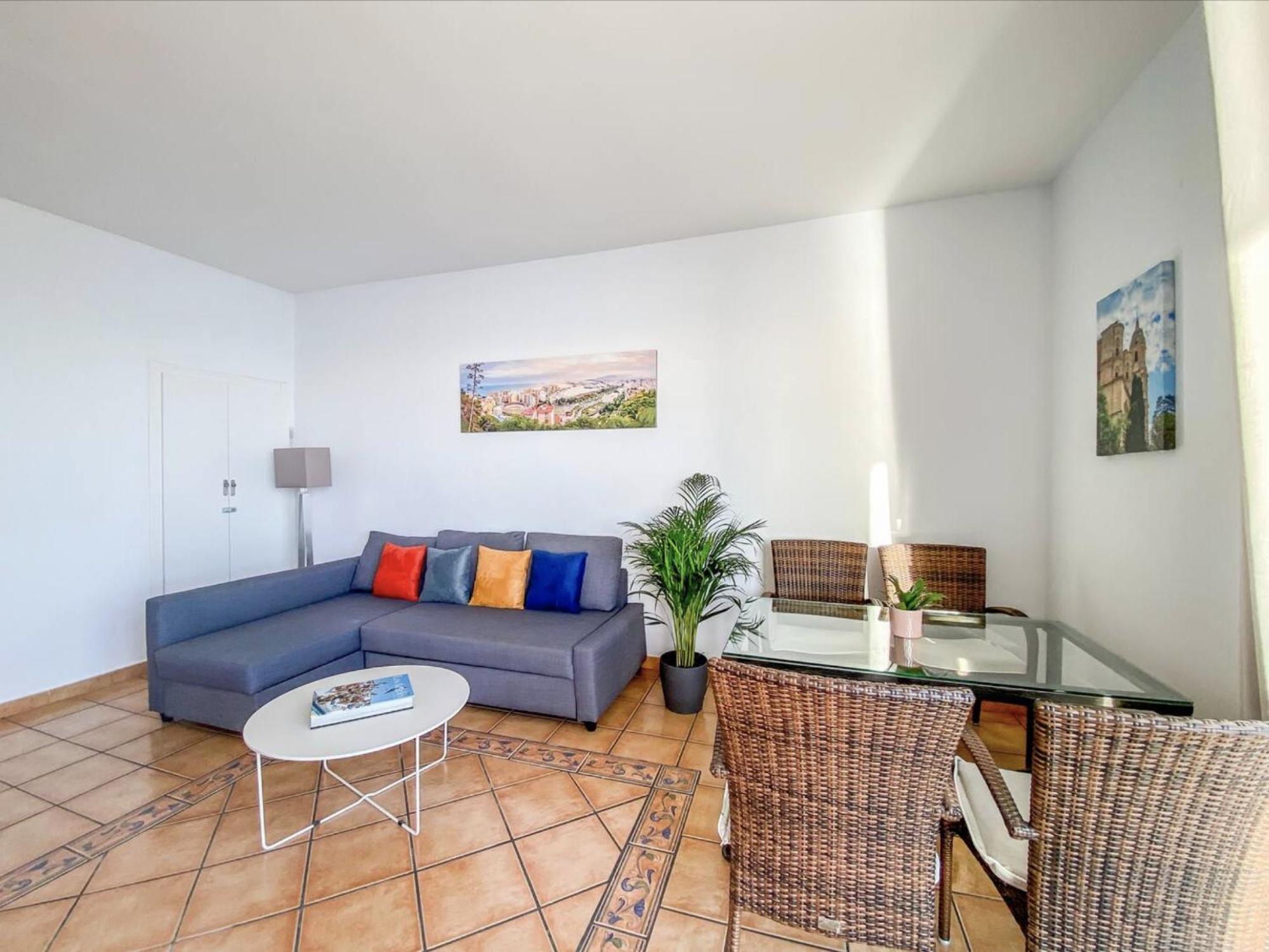 Apartamento Moderno Con Vistas Panoramicas Torremolinos Exterior photo